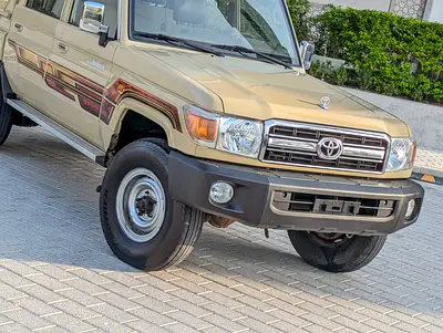 صورة 16 لـ 2014 Toyota LAND CRUISER 70 SERIES