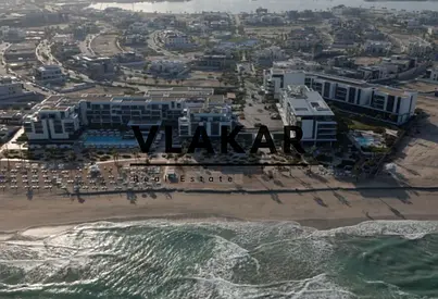 Lands & Villas Available | Internal or Beachfront