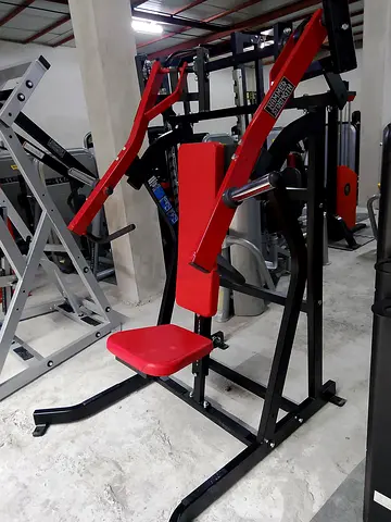 Hammer Strength Plate-Loaded Iso-Lateral Bench Press