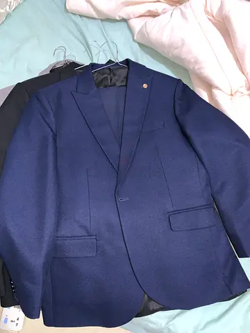 suits