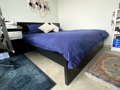 Massive Price drop!!! Luxurious King Sized Bed with Mattress