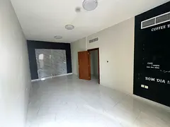 Bedroom and living room with a comfortable space