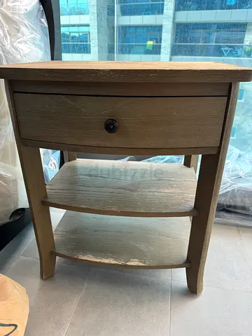 Stylish Wooden Nightstand with Drawer