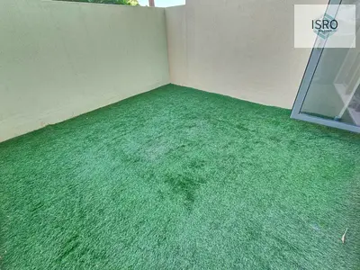 Ready to move-studio-green garden