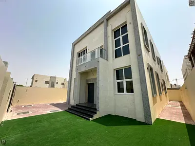 عجمان تصميم راقٍ وموقع مثالي لعشاق المساحات الواسعة والراحة التامة شامل الكهرباء والمياه ومكيفات تملك حر