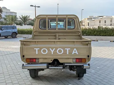 صورة 14 لـ 2014 Toyota LAND CRUISER 70 SERIES