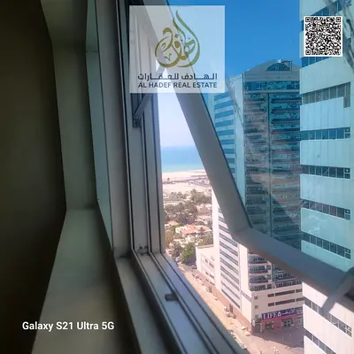 للبيع شقة فاخرة غرفتين وصالة في أبراج عجمان ون | إطلالة بحر وحديقة | 192 م² | باركنج مجاني مقدم 180 الف فقط