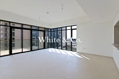 Prime Location | Mid Floor | Negotiable