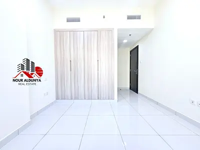 12 CHEQUES - SPACIOUS 1BHK + MASTER BEDROOM + 2 BATHROOMS + BALCONY + GYM FREE + CAR PARKING FREE - AVAILABLE FOR FAMILY - RENT 52K