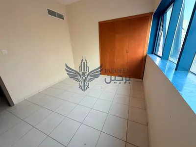 READY TO MOVE 2BHK WATH WALL DROP CENTER AC CENTRAL GAS