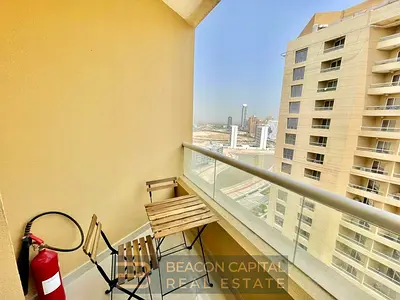 Vacant | High Floor | Lake View