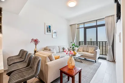 3BR Elegant Haven W/ Gym, Pool & 2 Parking Spaces | Furnished | Flexible term