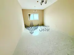 READY TO MOVE 2BHK WITH 3BHAT ROOM WITH BALCONY CENTRAL AC&amp;GAS