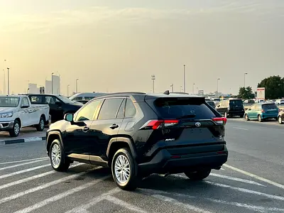 صورة مصغرة 5 لـ 2021 Toyota RAV 4