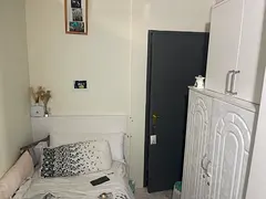 Big Partition for SINGLE FEMALE ONLY