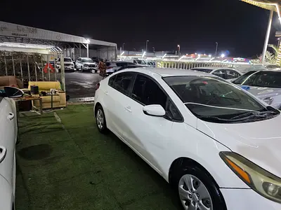 صورة 4 لـ 2017 KIA FORTE