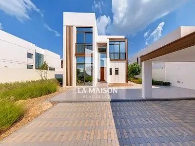 Prime Location | 4BR + M Villa | Big Plot | Own it