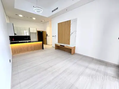 Skyline Views | 3 Bedrooms | Premium Amenities