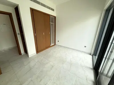 ALL NEW SPACIOUS ONE BEDROOM APARTMENT WITH FINEST FITTED KITCHEN