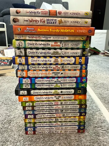 21 pc Diary of a Wimpy Kid Book Collection and more