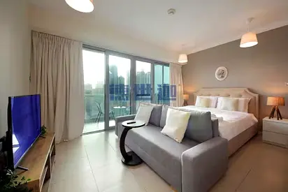 Studio | Unfurnished | 4 Cheques | High Floor
