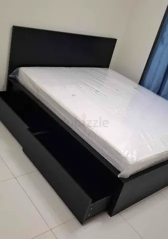 IKEA malam queen‑size bed (160 × 200 cm) with 2 storage drawers underneath and an IKEA mattress