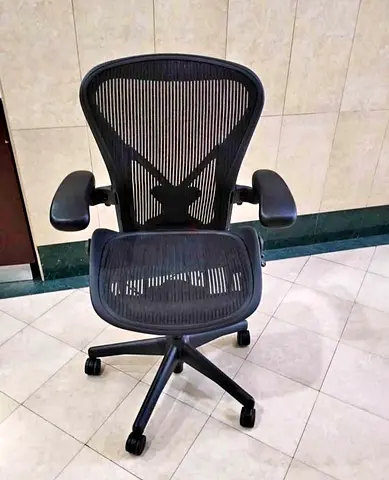 For selling Herman Miller Aeron chair size B and C Fully Loaded