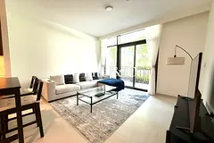 Modern Living | Fully Furnished | Lagoon Access