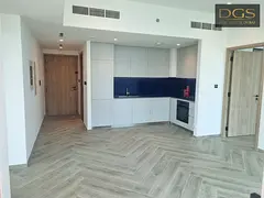 Unfurnished | Canal View | Available