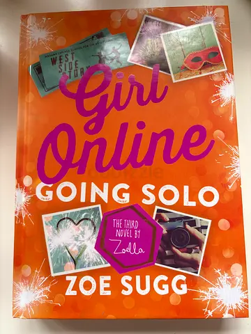 Girl Online Going Solo by Zoe Sugg, Good Condition, Price Negotiable