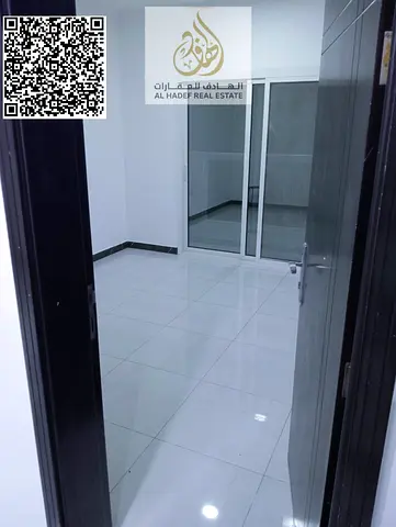 عـرض حـصـري (المويهات) ■ غرفتين وصالة (تصميم منفصل لخصوصية تامة). ■ موزع داخلي + مطبخ ممتاز + بلكونة. ■ إطلالة مباشرة على **الشارع الرئيسي**.