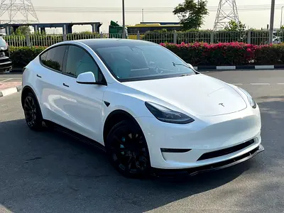 Tesla Model Y gcc First owner with service  history under  warranty