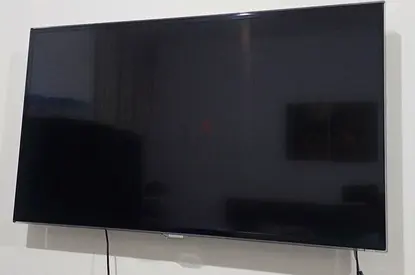 Samsung 46-inch Smart 3D LED TV with 3D glasses