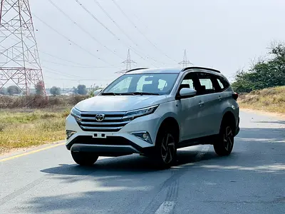 Toyota Rush 2022 _GCC Specs _Monthly Installment 860aed