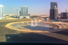 SPACIOUS 1BR | CANAL VIEW | PRIME LOCATION