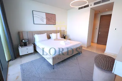 Prime Location |Fully Furnished| Vacant | Sea View