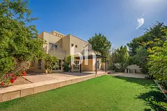 Large plot | Spacious Garden | Price Reduction