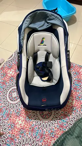 Baby car seat