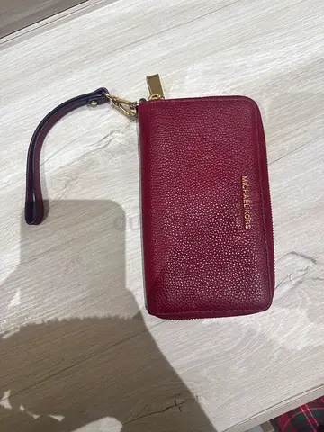Michael Kors Wallet in Burgundy