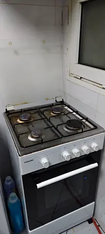 Used Gas Cooker in Good Condition