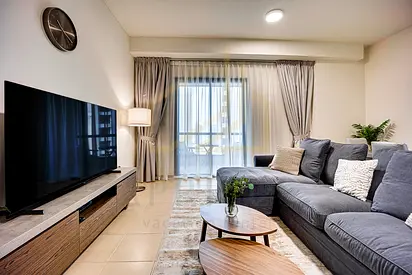 Special Offer: Remarkable apartment near the beach in Bahar, JBR