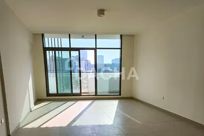 Cozy Studio | Vacant | Famous JVC