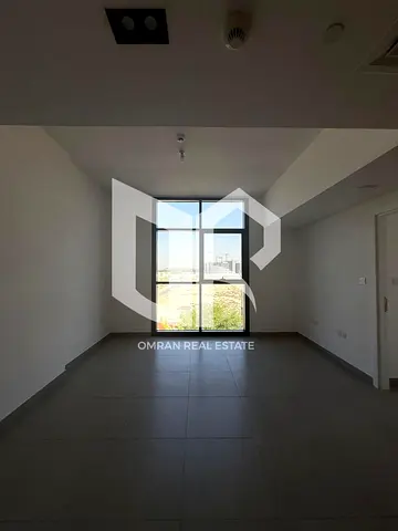 🏡 فرصة مميزة | غرفة وصالة بإطلالة جاردن في الممشى – تسليم قريب