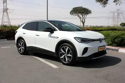 VOLKSWAGEN ID.4 PRO || 2022 || 300 KM