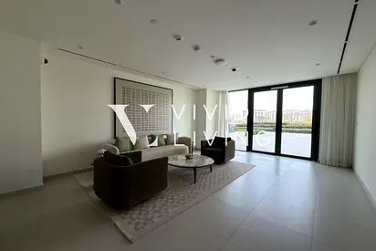 Corner Unit | Pool View | Larger Layout