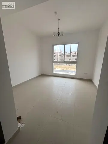 **استوديو مميز للإيجار بمطبخ شبه منفصل في عجمان – الجرف الصناعية، مساحة عملية وتشطيب أنيق، موقع هادئ قريب من المسجد وجميع الخدمات، خيار مثالي للأفراد