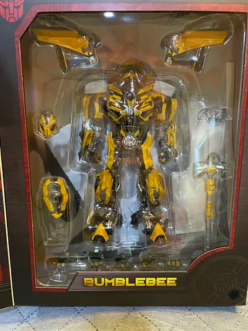 Threezero Transformers Bumblebee