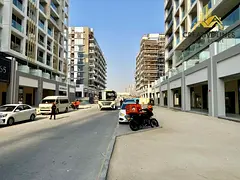 Best Business Location | Chiller free Shop | High footfall