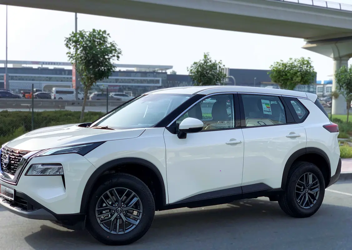 Nissan X-Trail 2026 — photo 1 of 10