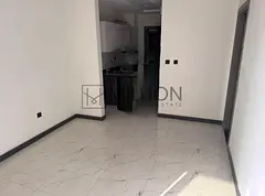 1BR Apartment | Balcony | Pool &amp; Park View | Rukan Tower B
